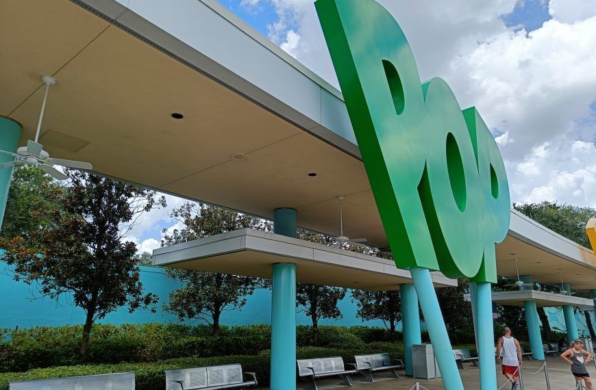 Trucos para ahorrar en tu viaje a Orlando 6 Disney’s Pop Century Resort: nuestra experiencia