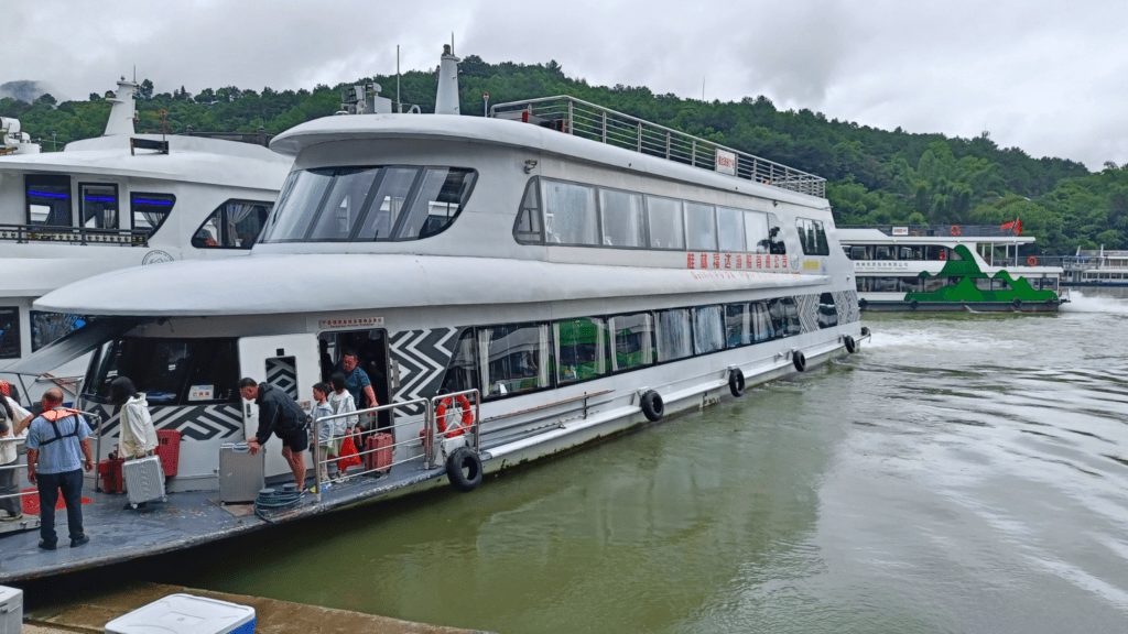 Presupuesto para viajar a China y Hong Kong 21 días 15 tour rio li guilin presupuesto para viajar a china