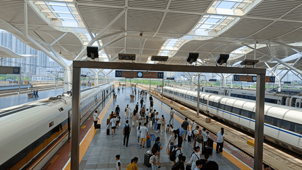 Presupuesto para viajar a China y Hong Kong 21 días 12 Trenes en el presupuesto para viajar a China