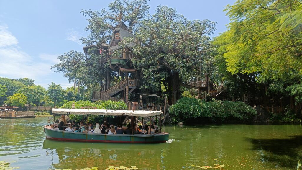Hong Kong Disneyland: La Guía Esencial para disfrutar del primer parque Disney en Asia (2026) 9 Hong Kong