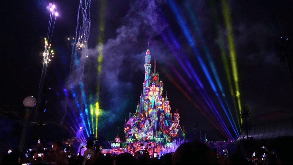 Hong Kong Disneyland: La Guía Esencial para disfrutar del primer parque Disney en Asia (2026) 13 disneyland hong kong momentous