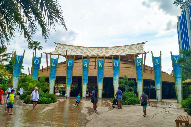 34 Atracciones de Volcano Bay: guía completa