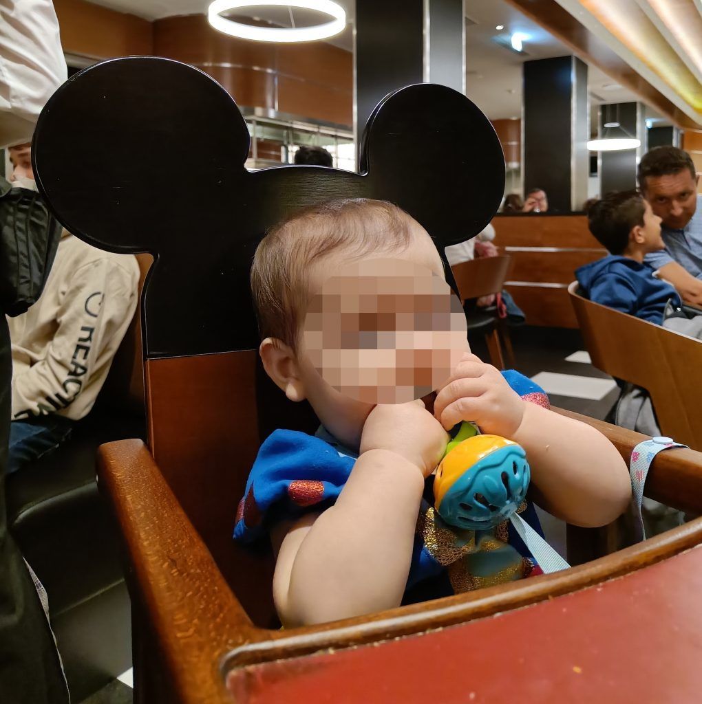 Cenar en Downtown Restaurant de Disneyland París 5 trona Disneyland París